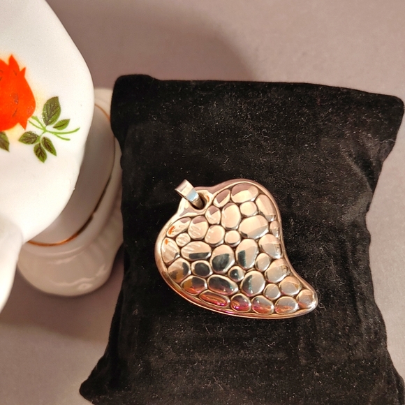925 Sterling Silver pendant